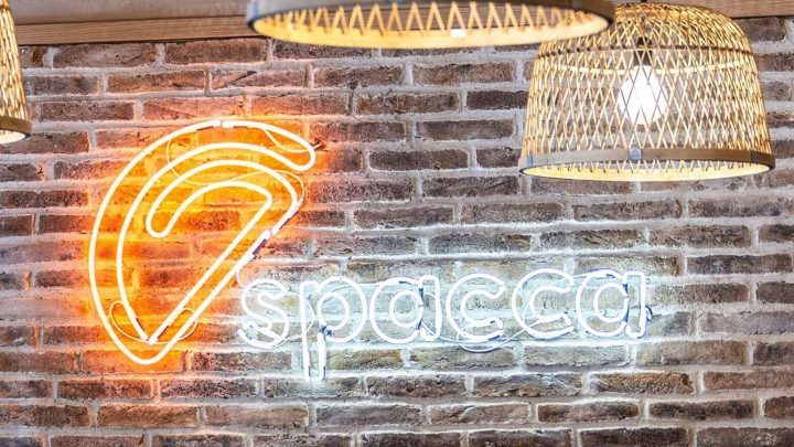 Spacca: la “pizza piegata” va in gol a Brescia